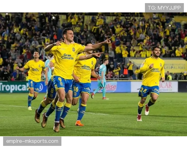 萨索洛精妙进攻战术助球队逆转取胜，战术素养获赞