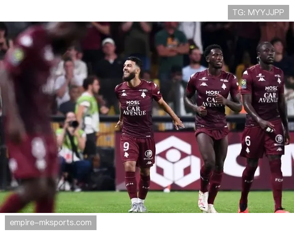 罗德里 vs 维蒂尼亚:中场控制力差距解析 罗德里 vs 维蒂尼亚:中场控制力差距解析